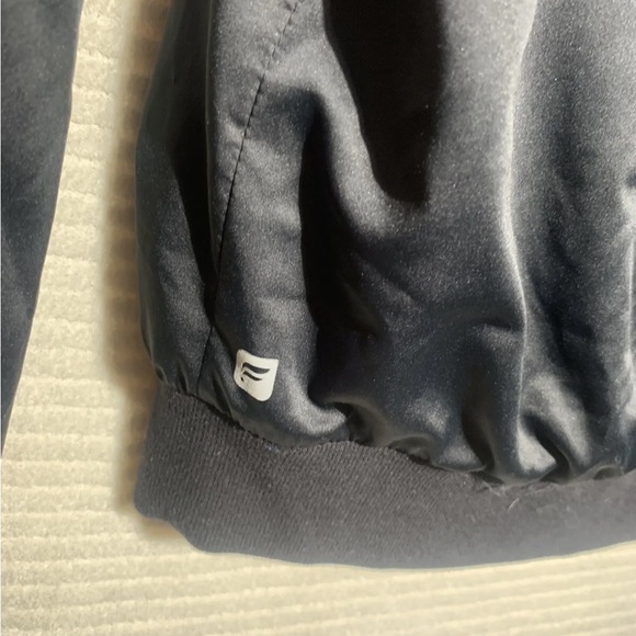 Fabletics Soft shell Attis Cropped Bomber Jacket Women's Size Small - Picture 6 of 6